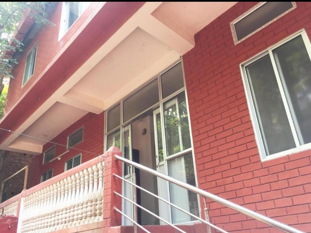 Hilltop Lodge Guwahati Exterior foto